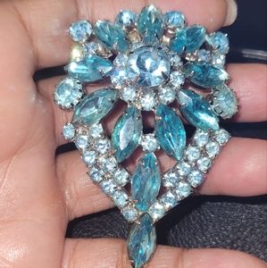 Stunning Kandell & Marcus NY Aquamarine Rhinestone Brooch